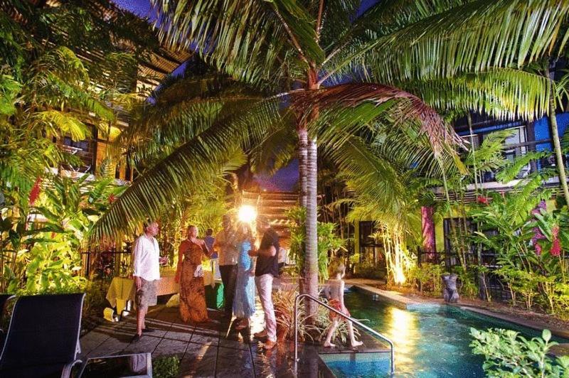 Dreamcatcher Beach-Side Apartments Port Douglas Buitenkant foto