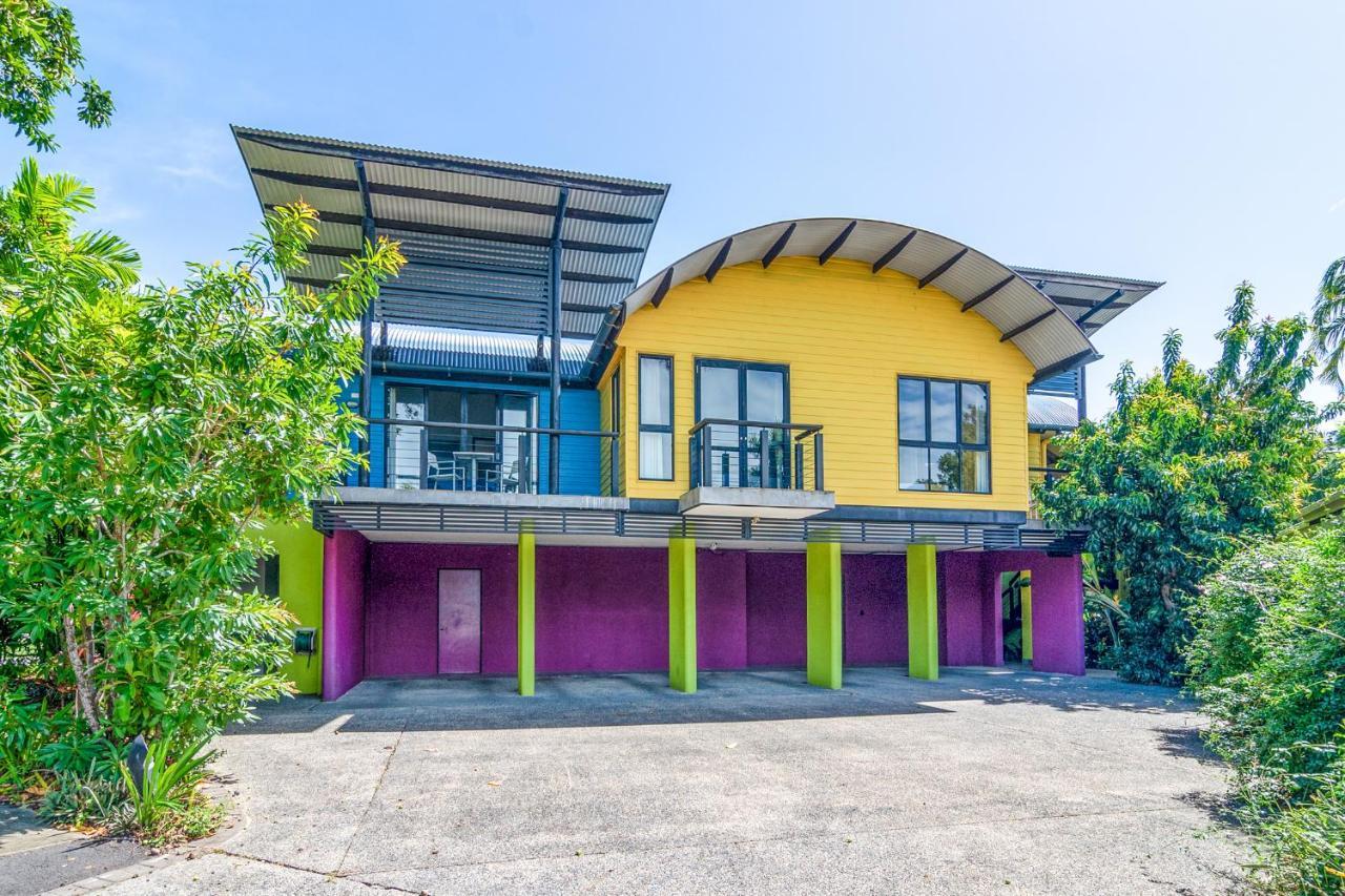Dreamcatcher Beach-Side Apartments Port Douglas Buitenkant foto
