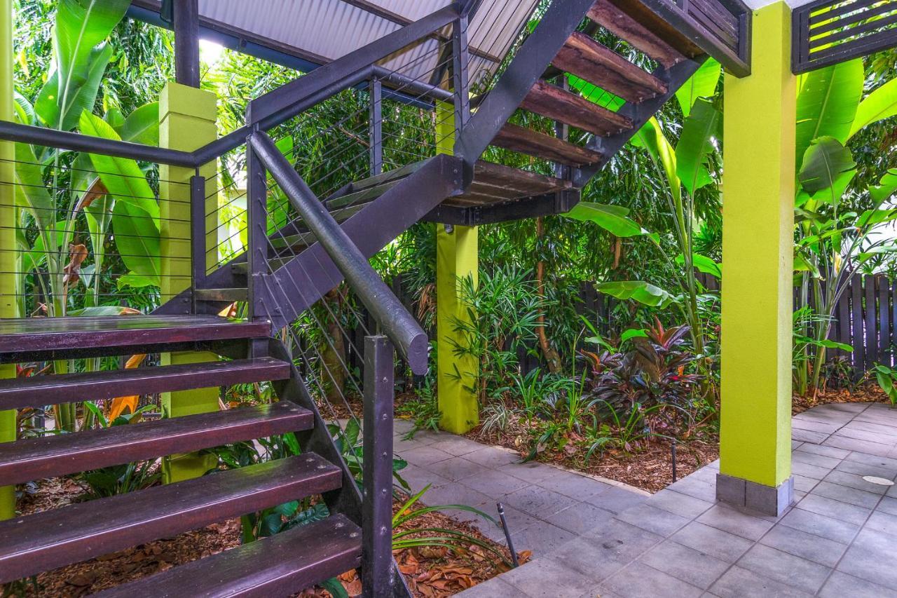 Dreamcatcher Beach-Side Apartments Port Douglas Buitenkant foto