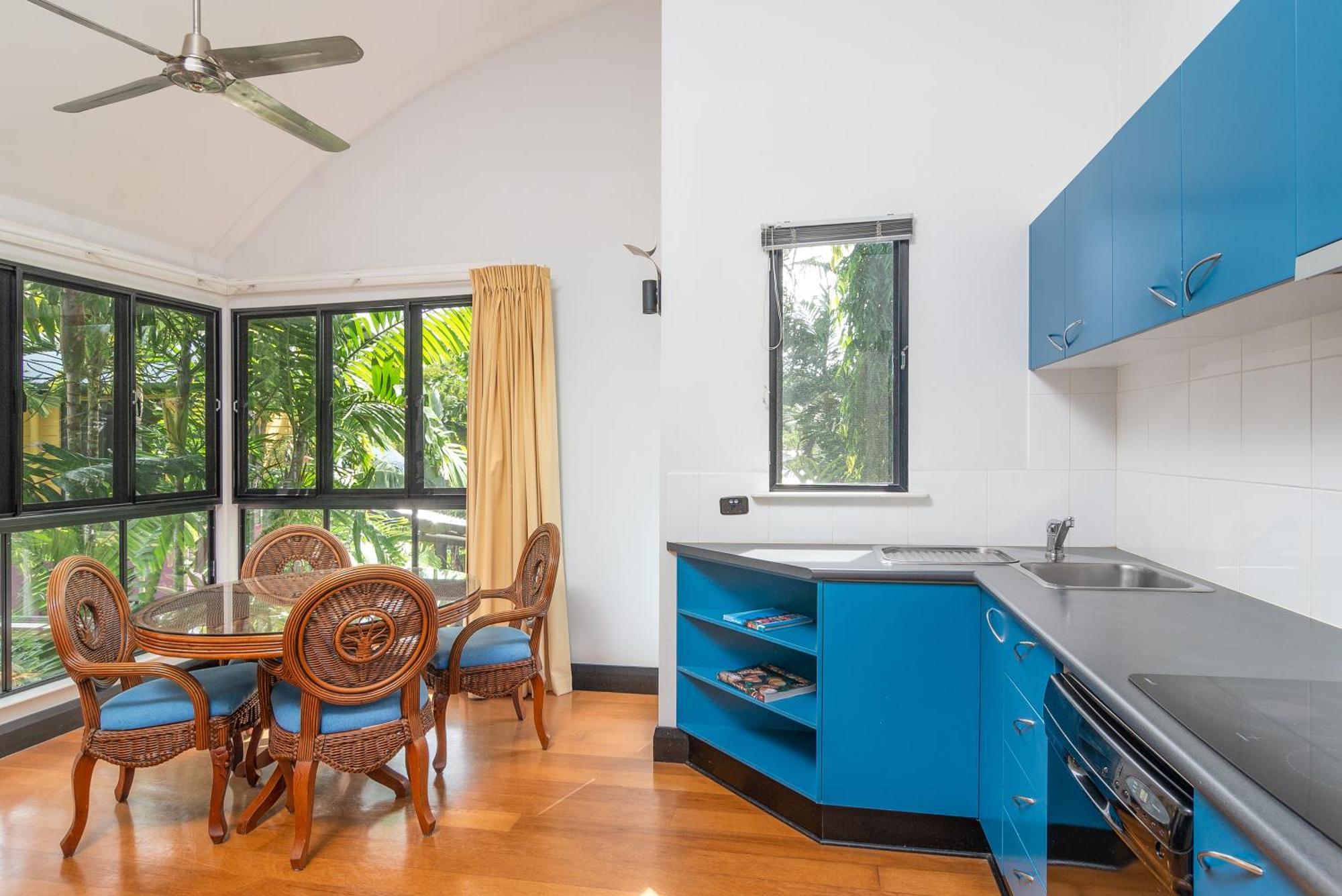 Dreamcatcher Beach-Side Apartments Port Douglas Buitenkant foto