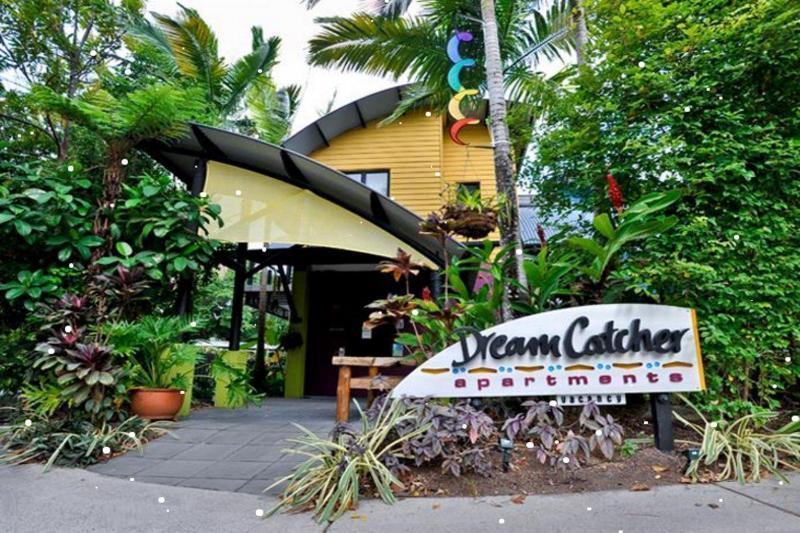 Dreamcatcher Beach-Side Apartments Port Douglas Buitenkant foto